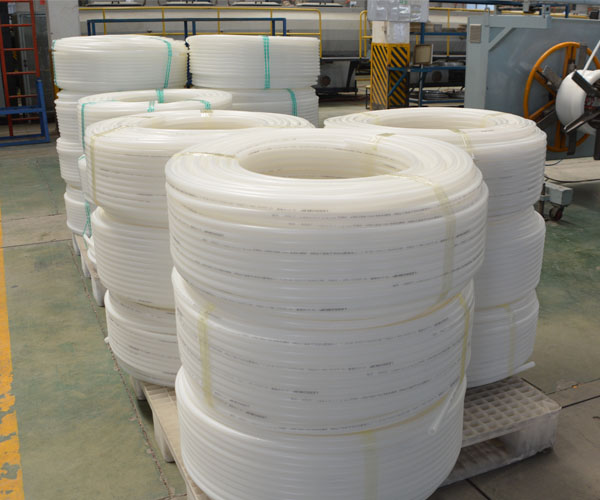 家用地暖管子一般間距多少？