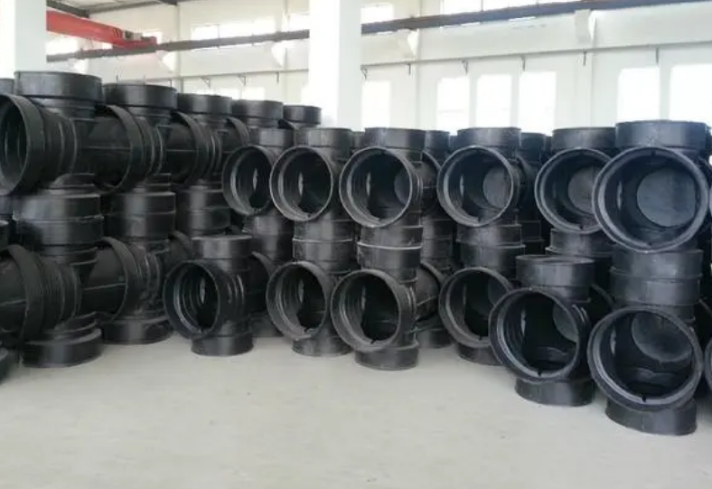 金綠建管道商城小編為大家介紹使用塑料檢查井的優勢